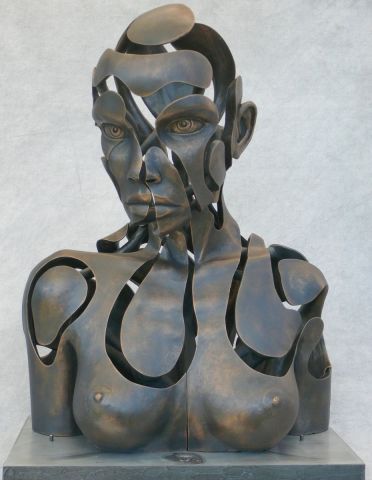 L'artiste Daniel Giraud - Buste Fragmenté  (fermé)