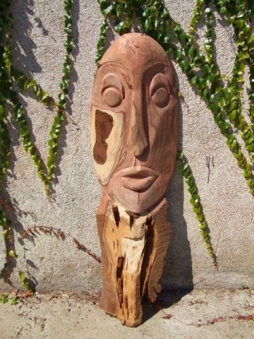 L'artiste Lena - sculpteur sur bois - Amede