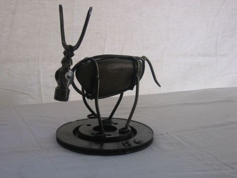  Petit Taureau dans l'Ar�ne - Sculpture - Roland GOURDON