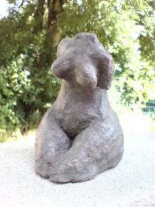 Sculpture de veronique dessegno: buste de femme