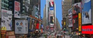 Voir cette oeuvre de RV: Time Square