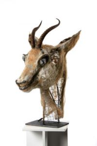 Sculpture de Breval: gazelle d' Afrique