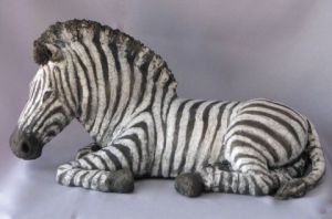 Voir cette oeuvre de SANDRINE MESNIL: zebre couché