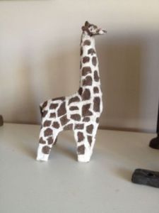 Voir cette oeuvre de monique josie: girafe mimi