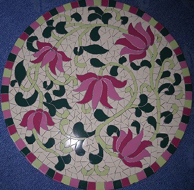 Table guéridon fleurie - Mosaique - CHRISMOSAIC